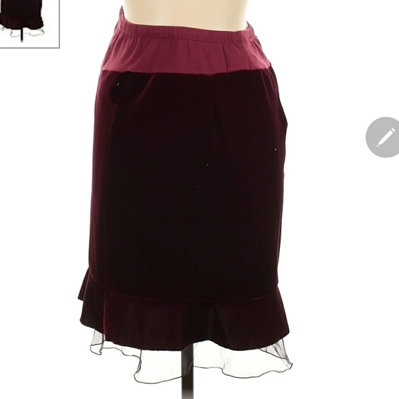 Maternite Maternity Red Velvety Skirt Women's Large L Full Panel Stretch Waist - Picture 2 of 6